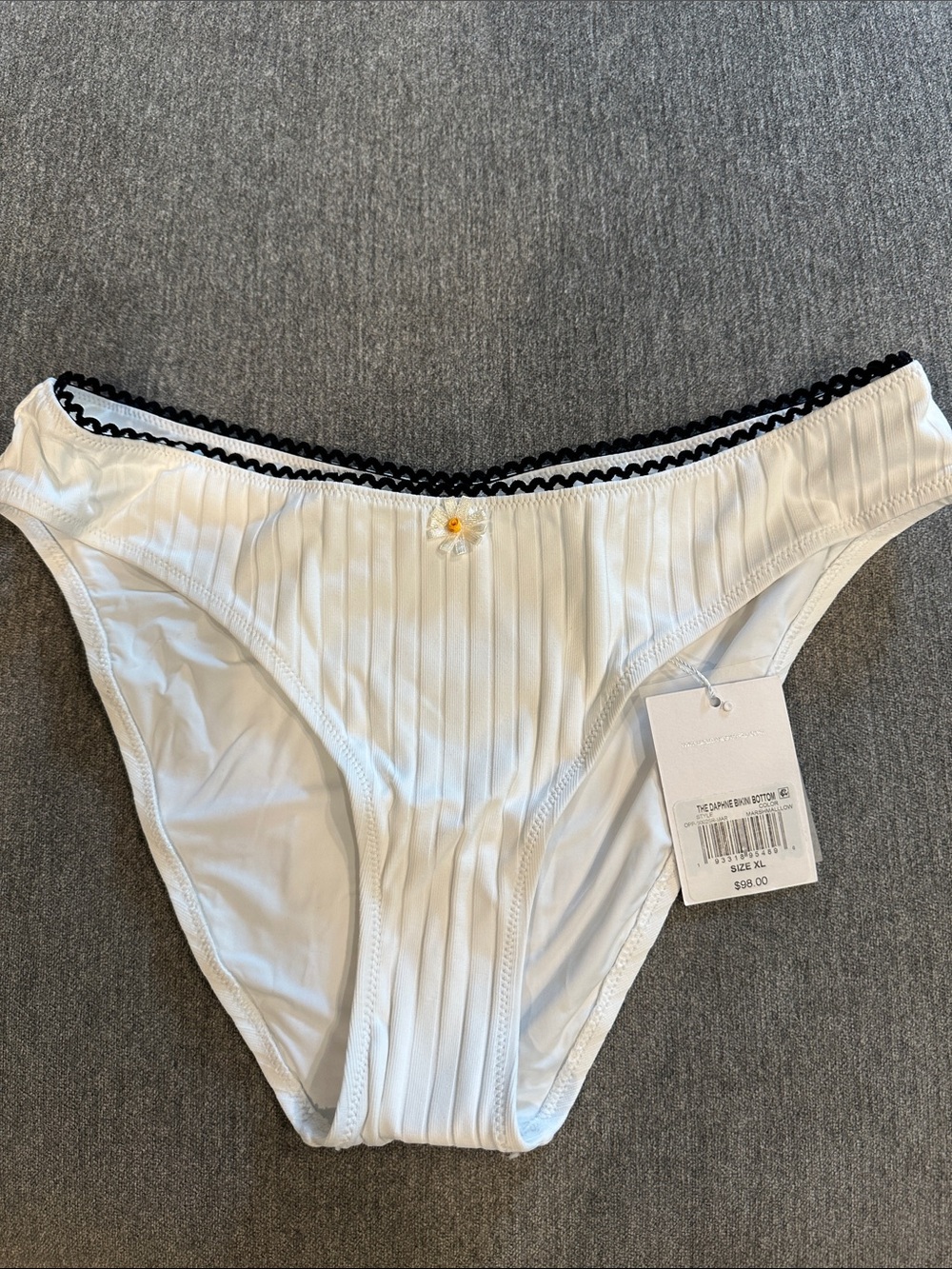 Solid & Striped Daphne bikini bottom